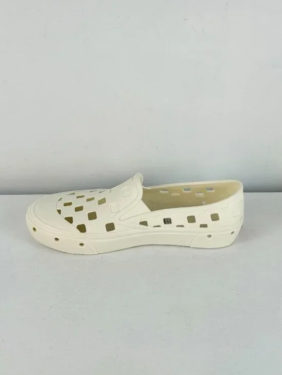 Women's 6.5, Men's 5 - Vans Slip-On Mule TRK Water Shoes - Marshmallow - Picture 3 of 9